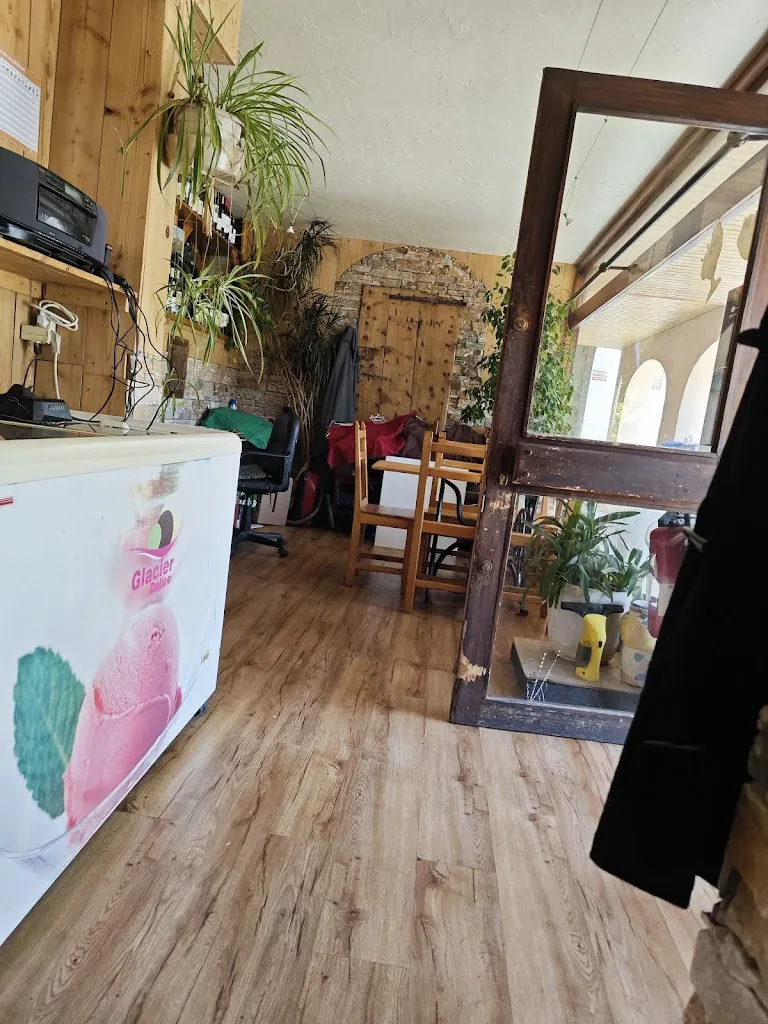 Crêperie Pizzéria aux P'tits Oignons_Embrun_slider_image_3