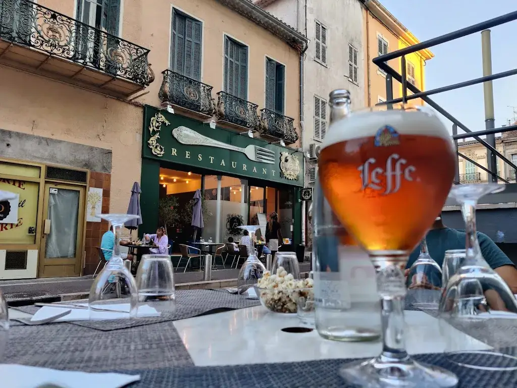 jayksopp mipser_AU 13_Draguignan_review