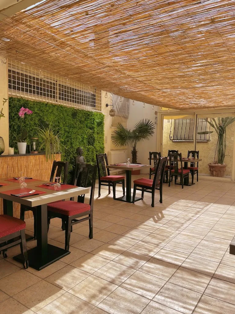 Restaurant Chez Lee DRAGUIGNAN_Draguignan_slider_image_1