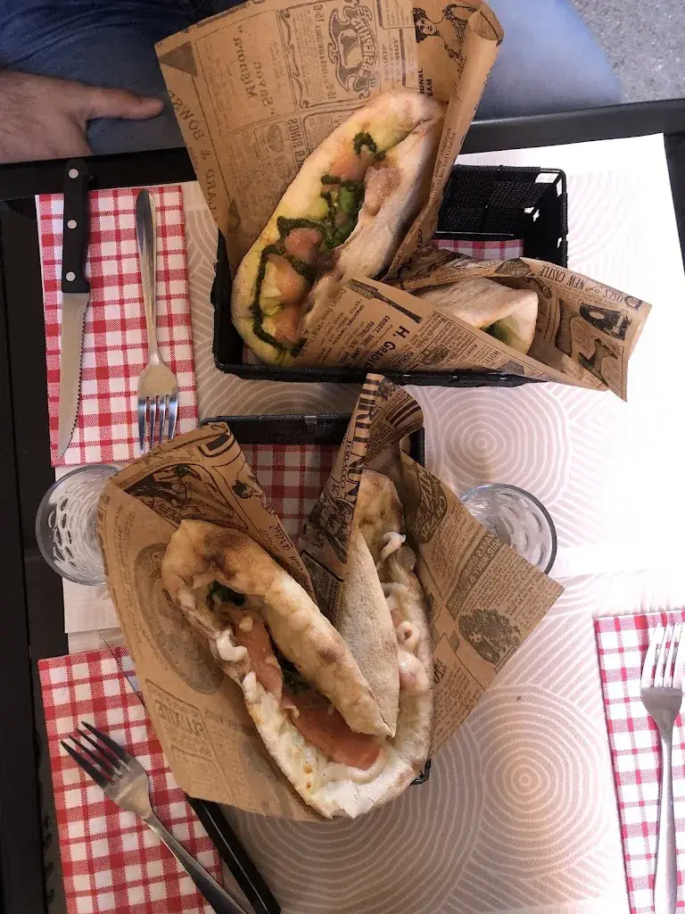 Arta Iesalniece_La Tigelleria de wina_Draguignan_review