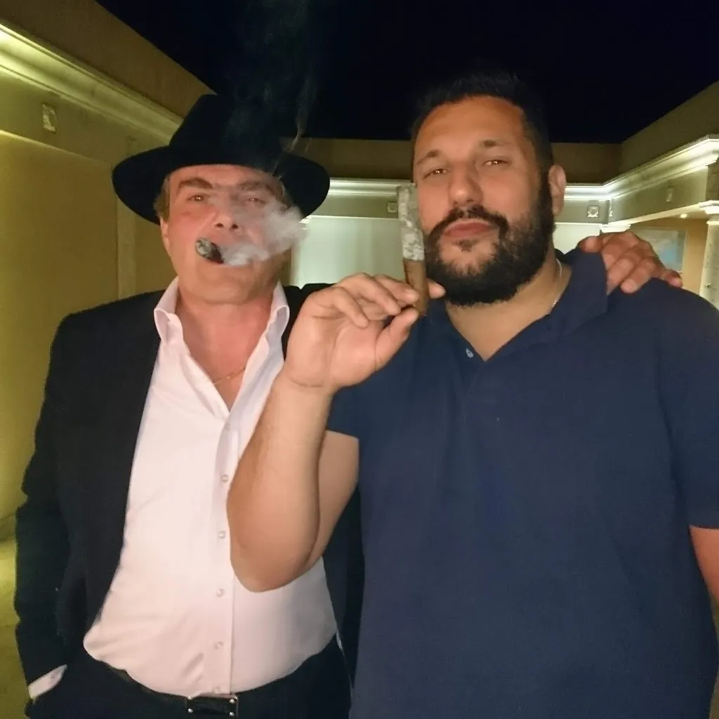 Yannick G Mac'Forell Mr le Baron_La Source Saint Michel_Draguignan_review