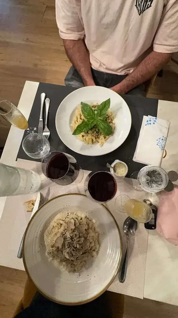 Margot Sparrow_La Bella Storia, ristorante italiano terra e mare_Draguignan_review