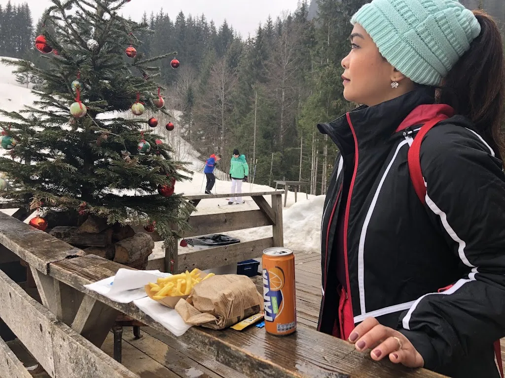 vheaolives_Crapahute_Morzine_review