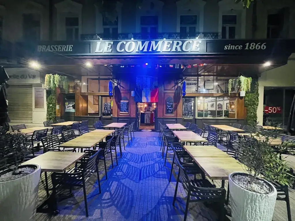 Le Café du Commerce restaurant in Draguignan