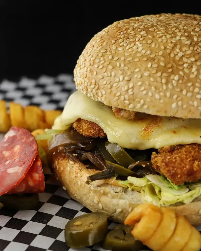 Ô Chalet Burgers et Crêpes_Morzine_slider_image_3