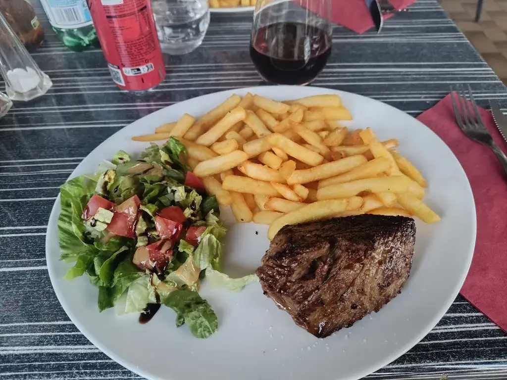 Kelly “Kymoon” alias Kymoon_Le New York_Draguignan_review