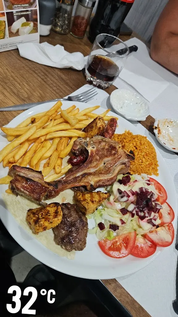 bm bm_Royal 83_Draguignan_review