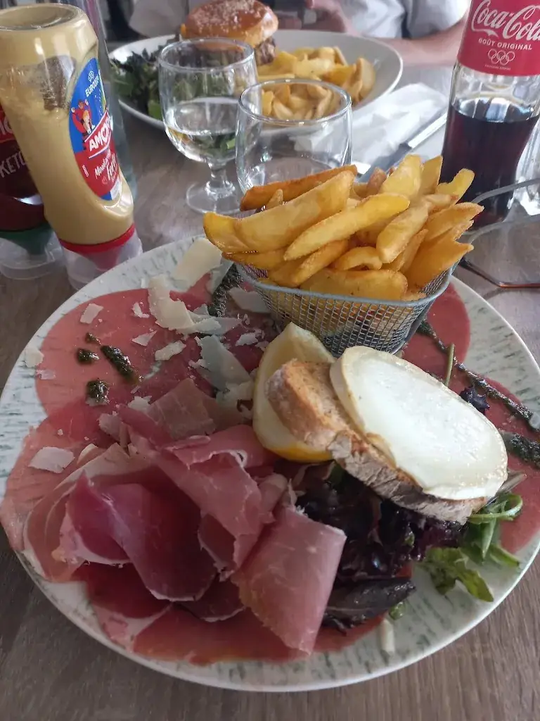 LITTLE ITALY_Trans-en-Provence_slider_image_3