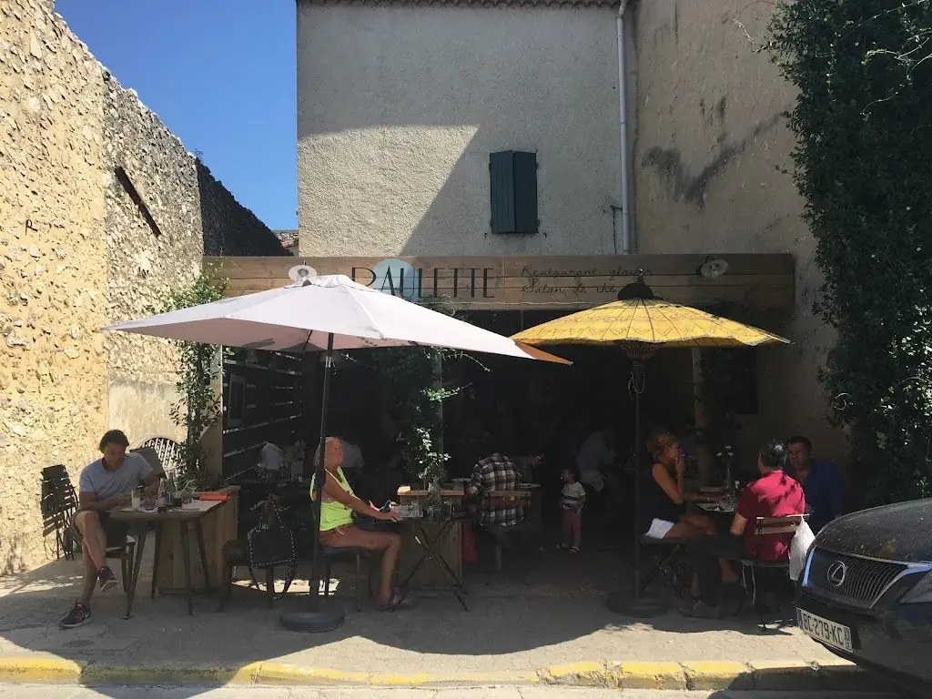 Chez Paulette restaurant in Eygalières