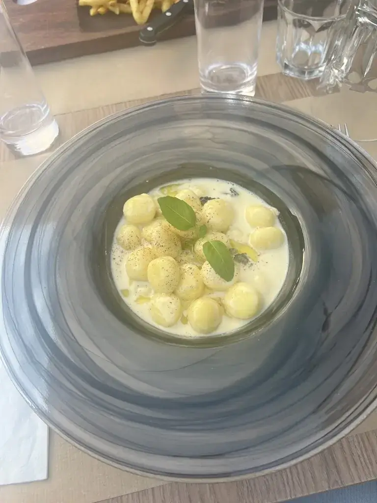 Restaurant Karine_Eygalières_slider_image_3