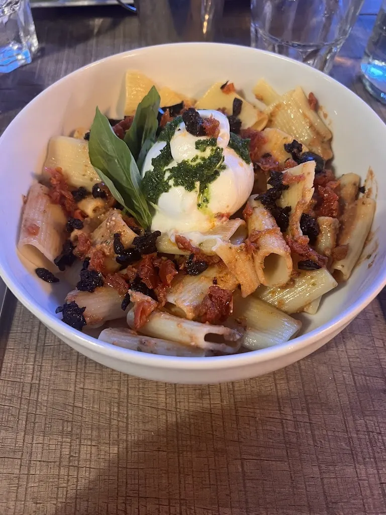 renata rocchia_La table des frangins Eyguieres_Eyguières_recensione