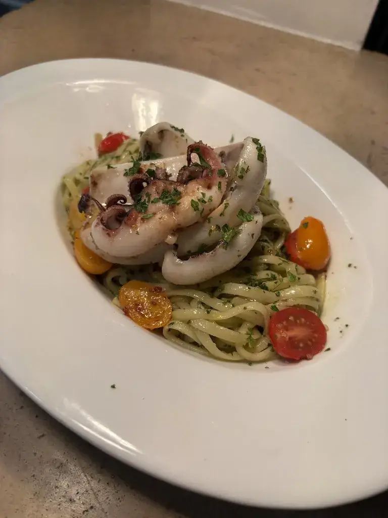 Lou Castellas_Eyguières_slider_image_3