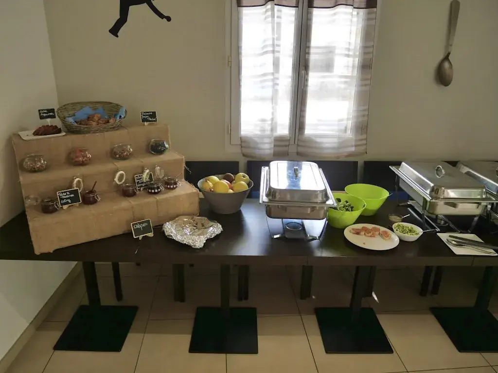 Sandrine Part en Vadrouille_L'Art Des Mets_Eyguières_review