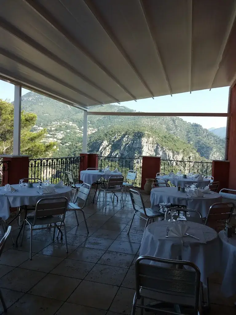 Au Thé de la Reine_Falicon_slider_image_1