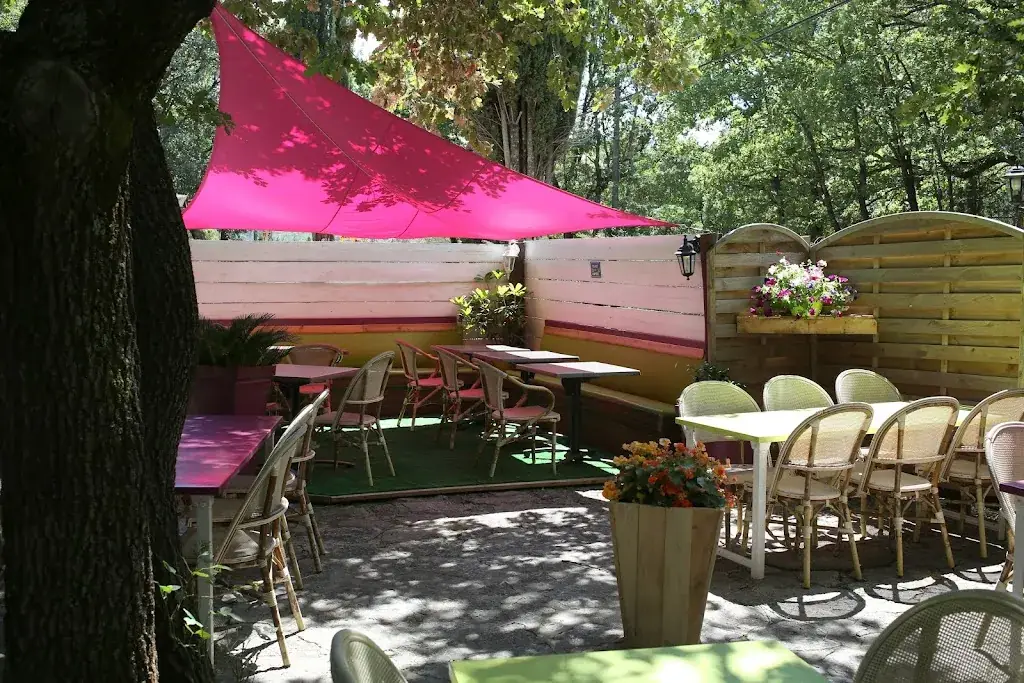 Fermeture définitive_Figanières_slider_image_3