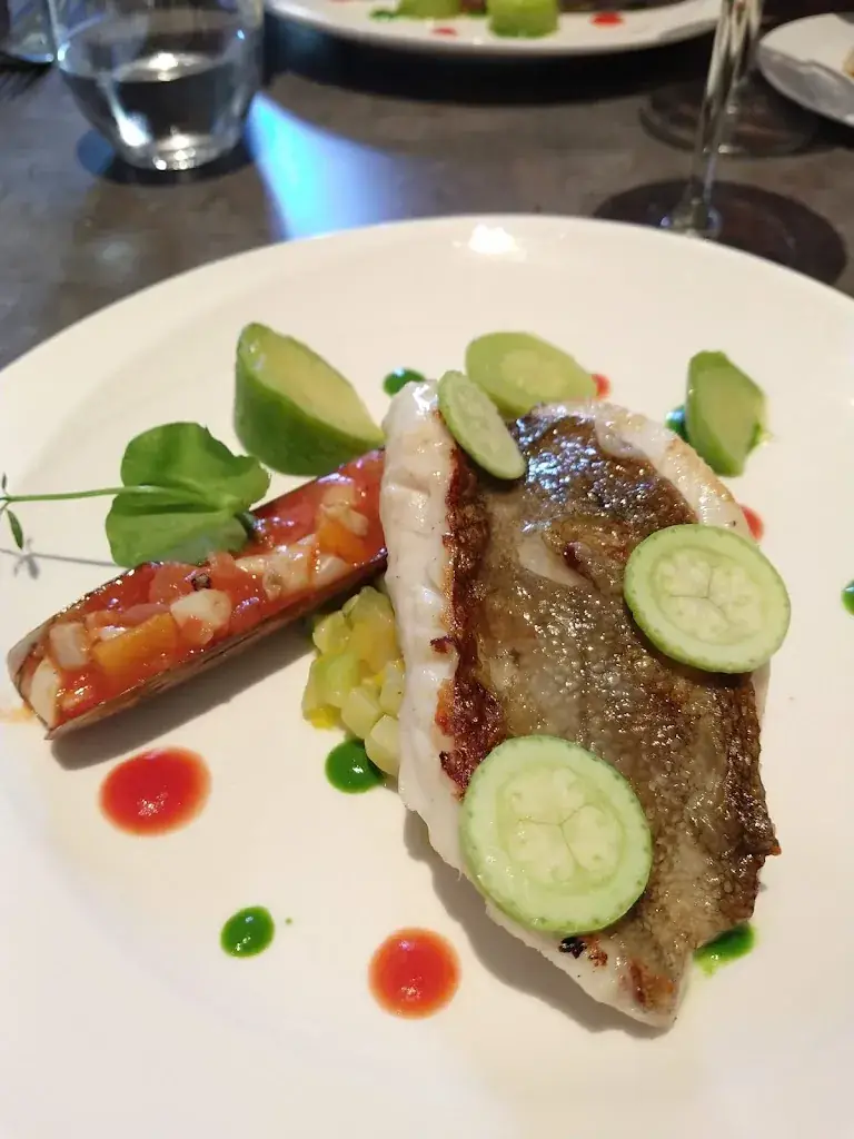 Ian Pitt_Le Nid / Table Intimiste - Flayosc_Flayosc_review