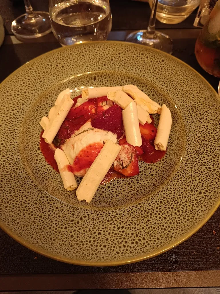 Tiffanie G_Cachette_Flayosc_reseña