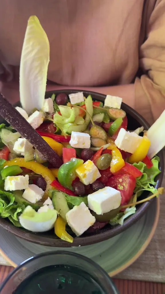 Deli'_Èze_slider_image_2