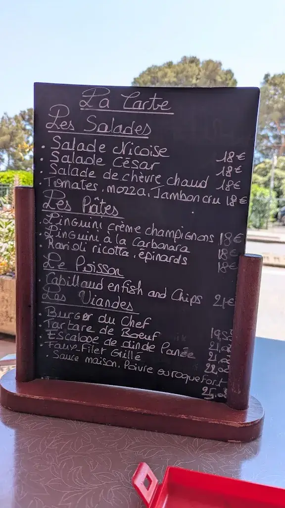 T Fitti_La Vieille Maison_Èze_review