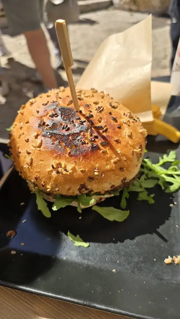 Pinaki Majumder_Le Cactus_Èze_review