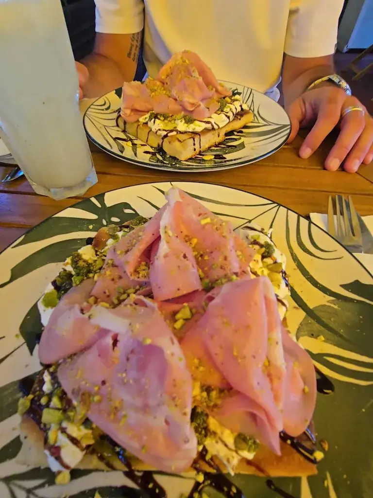 L'Echoppe Provencale_Èze_slider_image_2