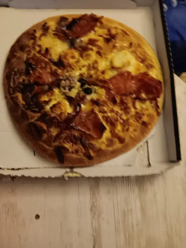 Lilou Padici_PIZZA DES LYS_Péronnas_review