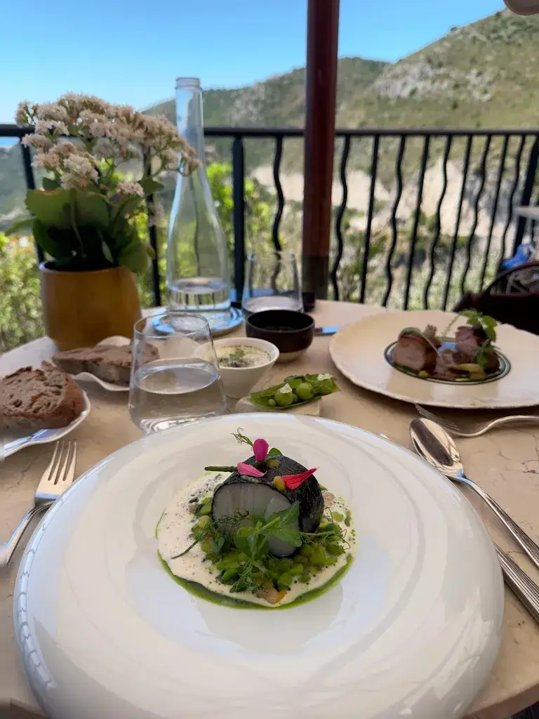 Charlie Liu_Château Eza_Èze_Bewertung