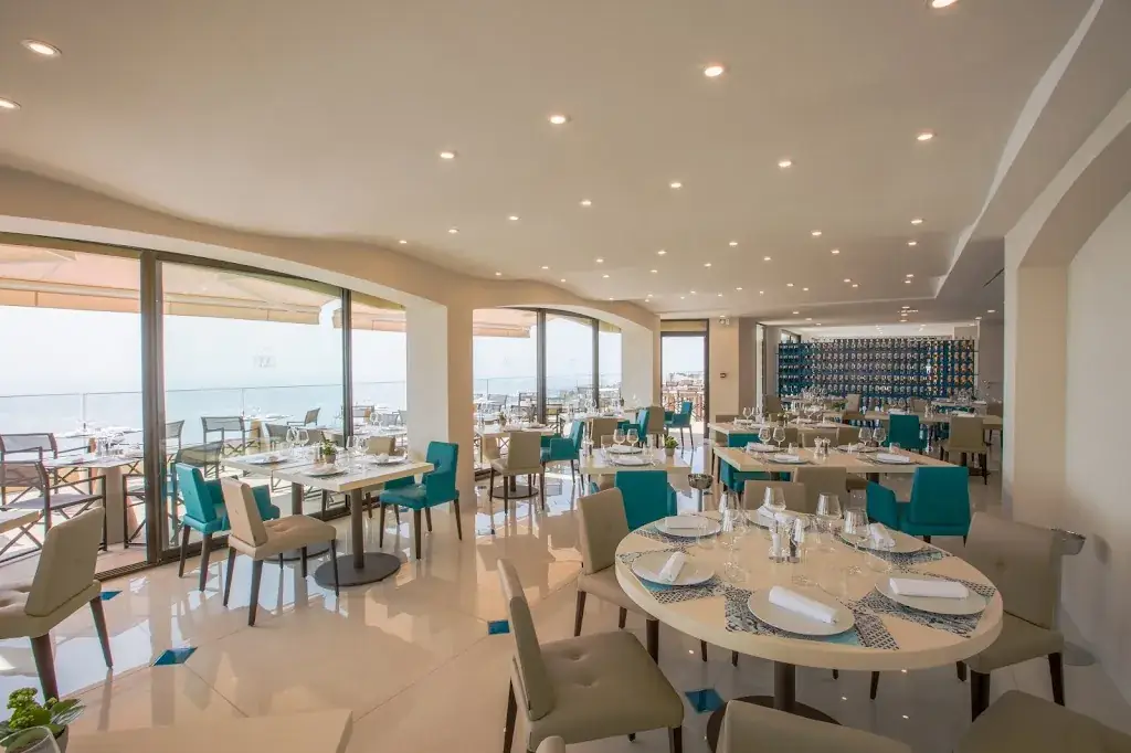 Restaurant Le Tillac restaurant in Èze