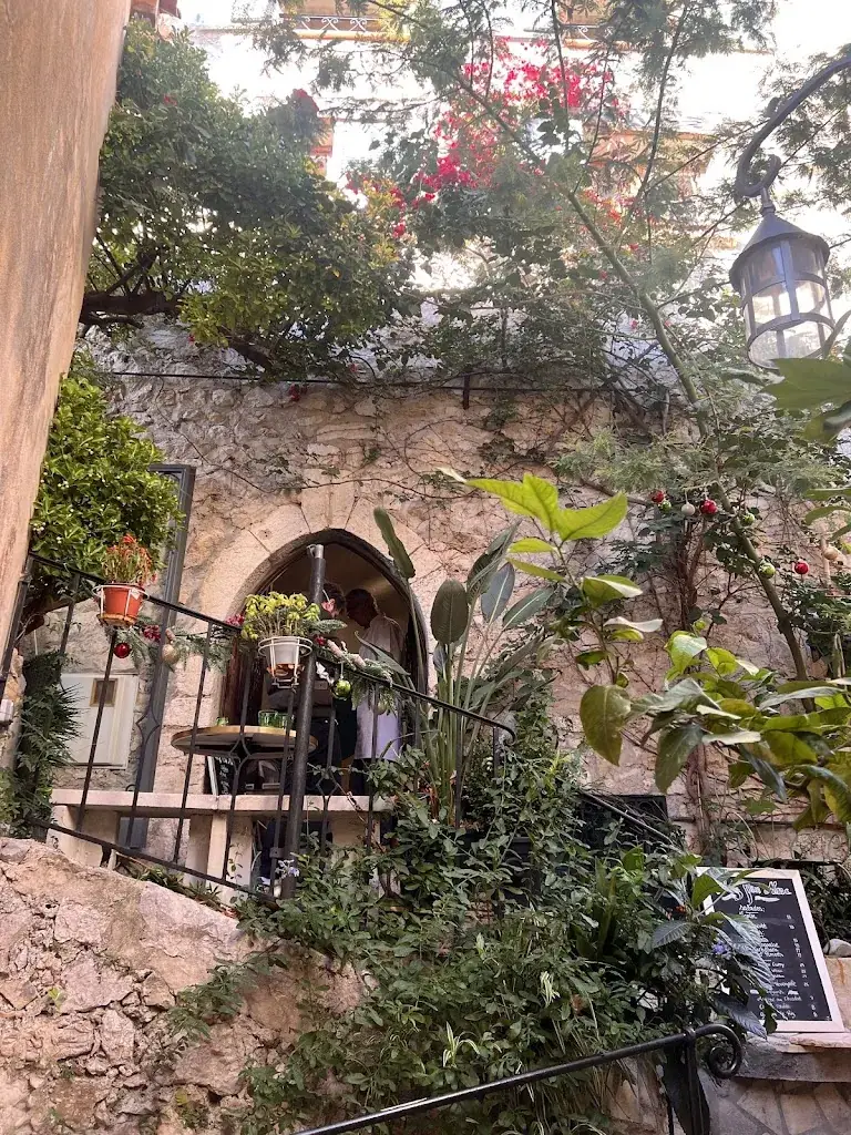 Jenika Hadipour_Chez Jean-Marc_Èze_review