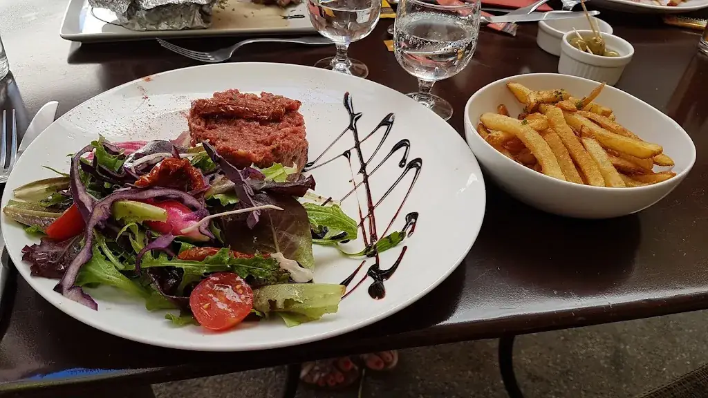 Aigo Blanco_Forcalquier_slider_image_3