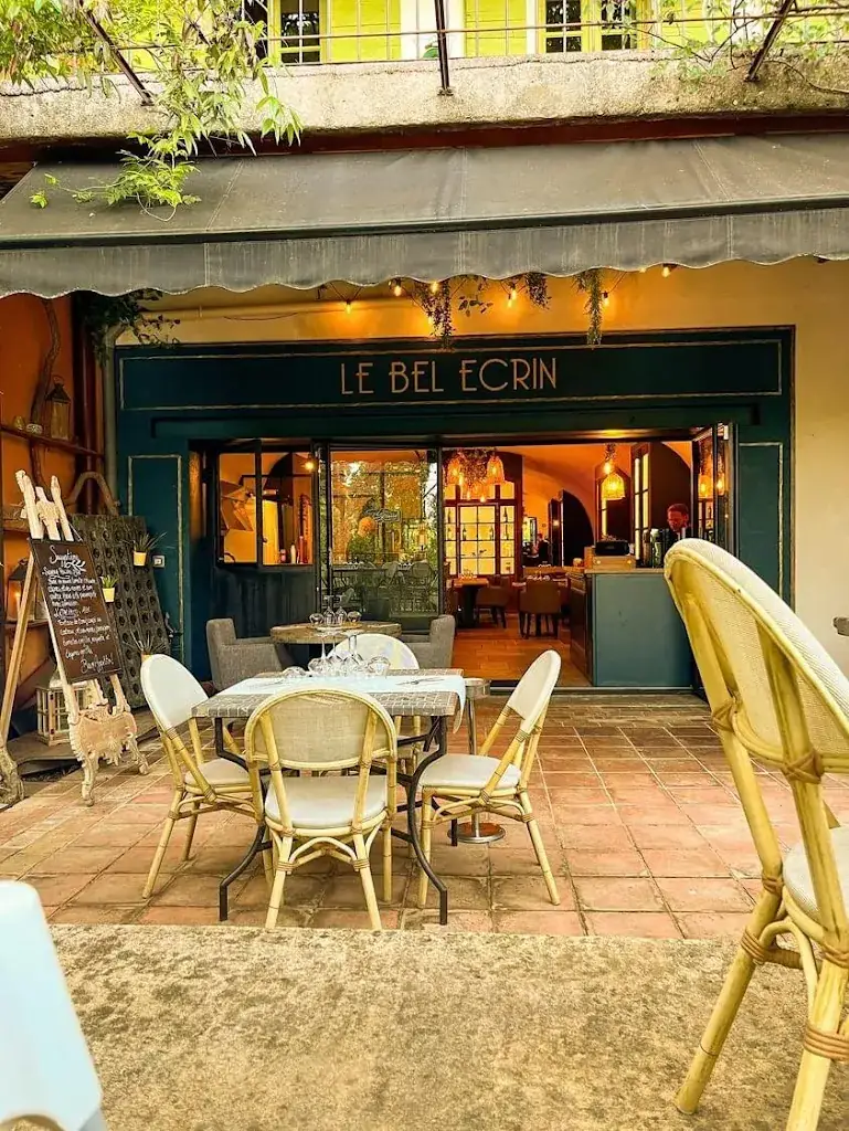 Le Bel Ecrin_Forcalquier_slider_image_1