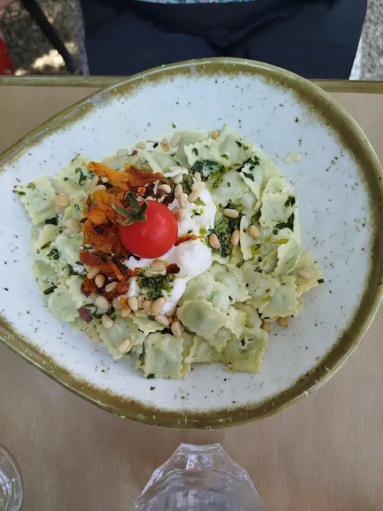 Menu_La cour des 2 pins_Fontvieille_image_6