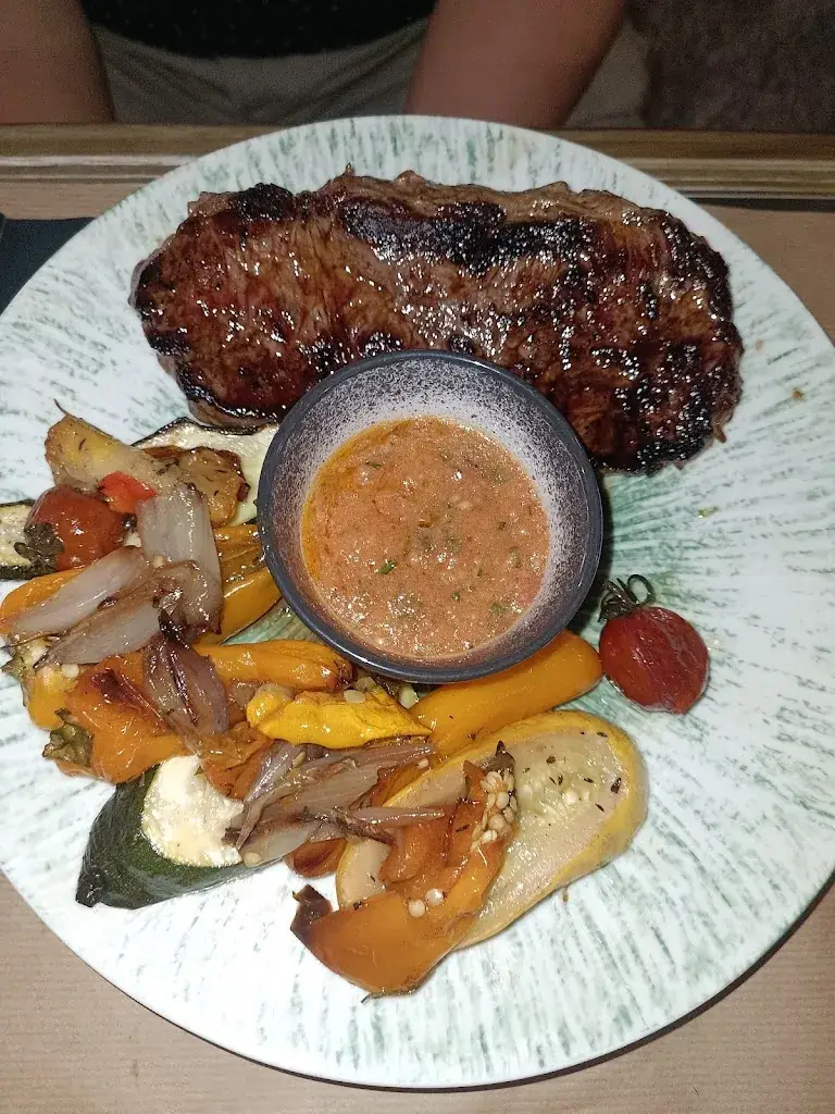 Menu_La cour des 2 pins_Fontvieille_image_7