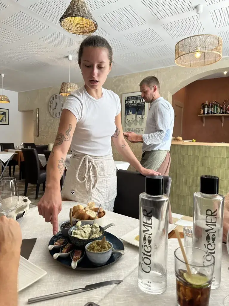 Emma Travels Places_Restaurant Côté Mer_Fontvieille_review