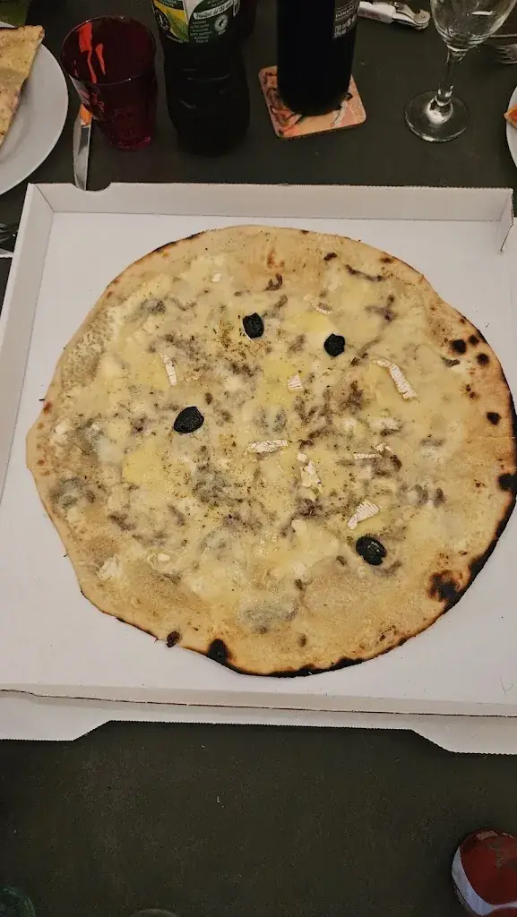 Antoine Ligney_La paillote des alpilles_Fontvieille_review