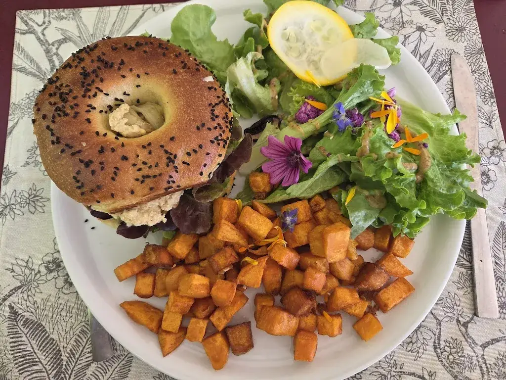 Le Café du Jardin_Passy_slider_image_2