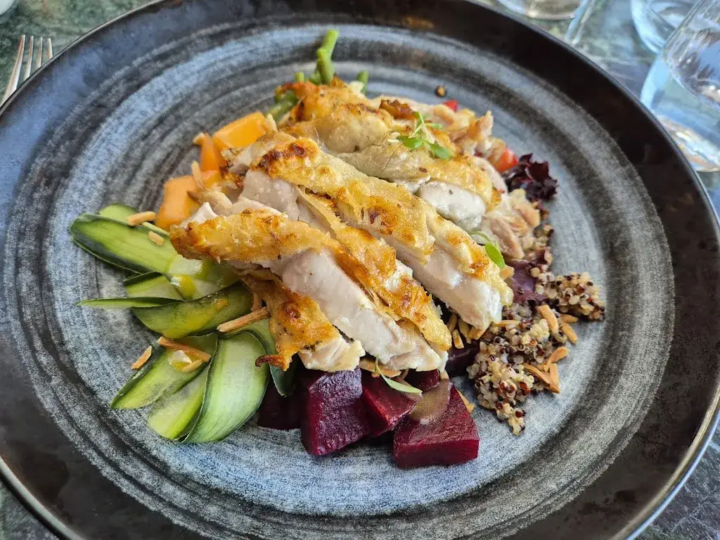 Cat_Beefbar_Monaco_review