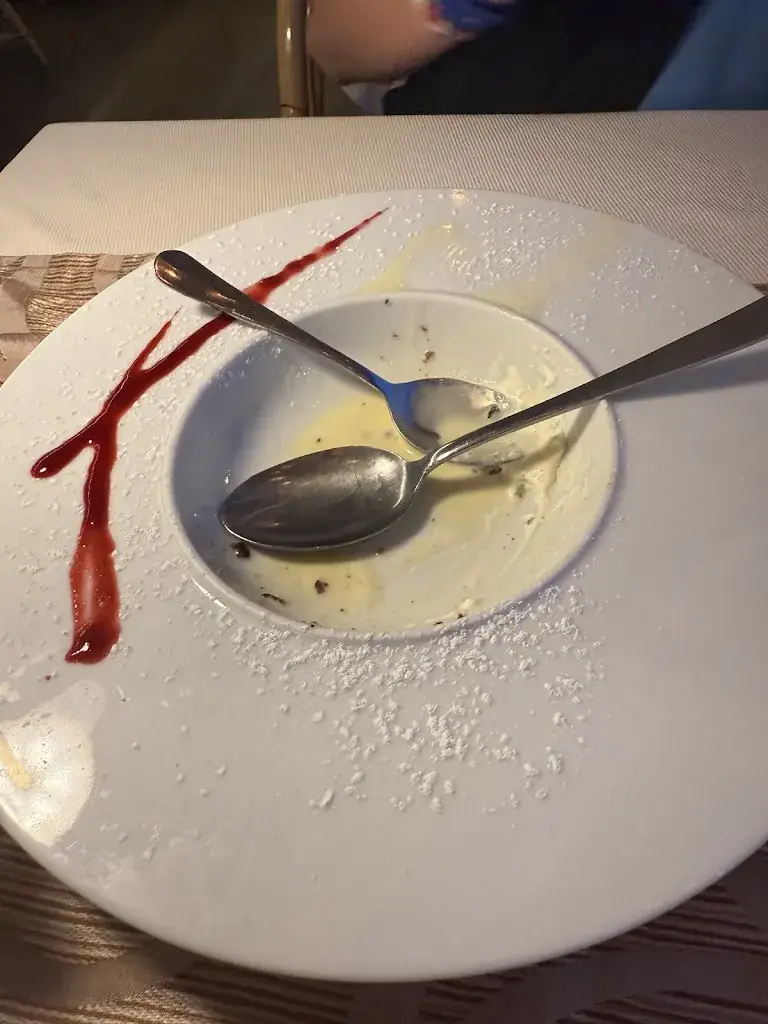 Craig Clark_Amici Miei_Monaco_review