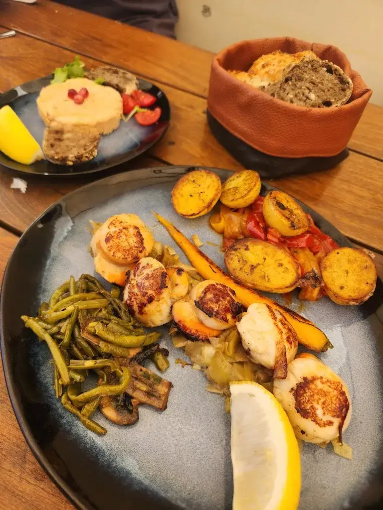 Pei-Ciao Tang_The Pearls of Monte-Carlo_Monaco_review