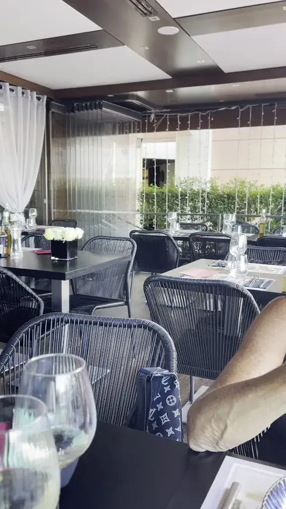 Graziella_Monaco_slider_image_2