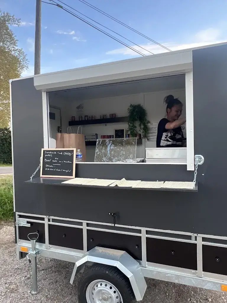 Ô TukTuk de Jade_Fontvieille_slider_image_2