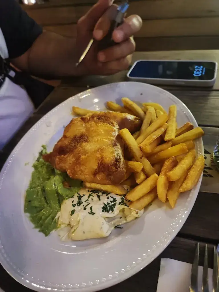 Menu_Ship and Castle_Monaco_image_4