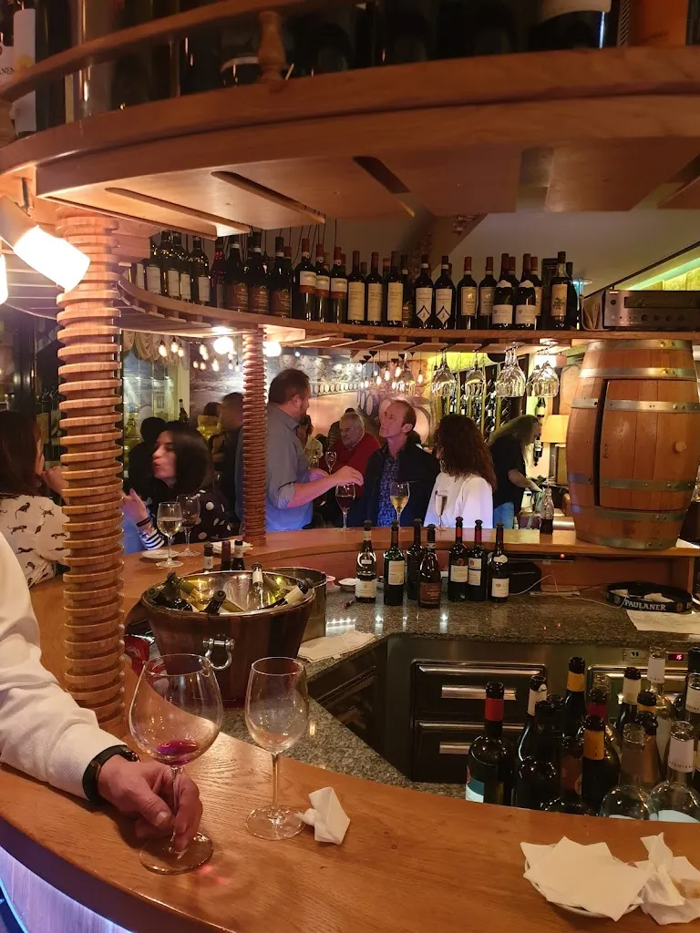 Markus Meister_gerhard's café monaco_Monaco_review