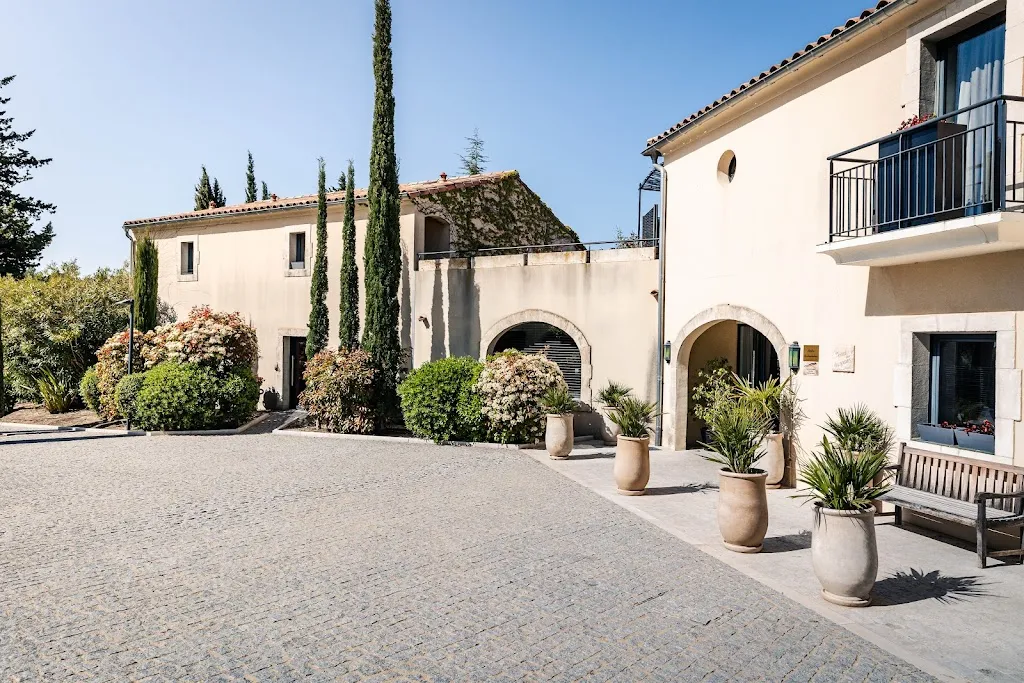 Du Côté des Olivades_Paradou_slider_image_1