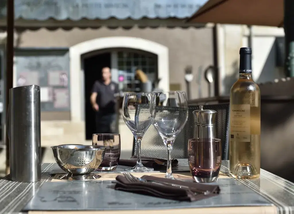 L'Oustaloun_Maussane-les-Alpilles_slider_image_2