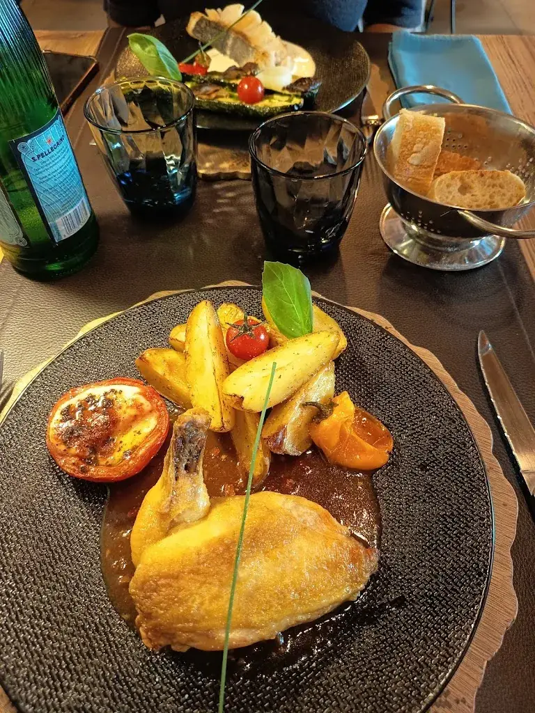 L'Oustaloun_Maussane-les-Alpilles_slider_image_3