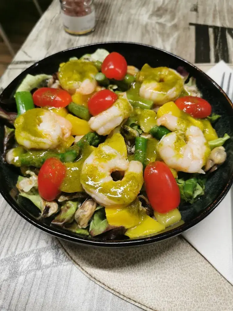 Ekaterina Tulaeva_Le P'tit Resto_Fréjus_review