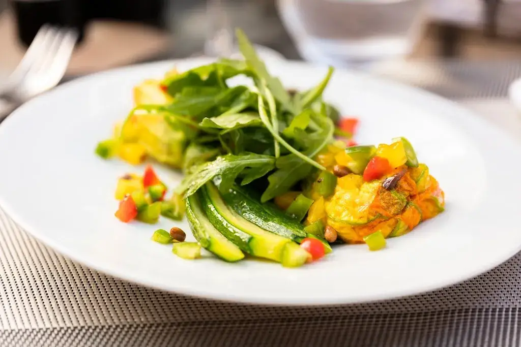 La table de Guillôme à l’hôtel l’Arena_Fréjus_slider_image_3