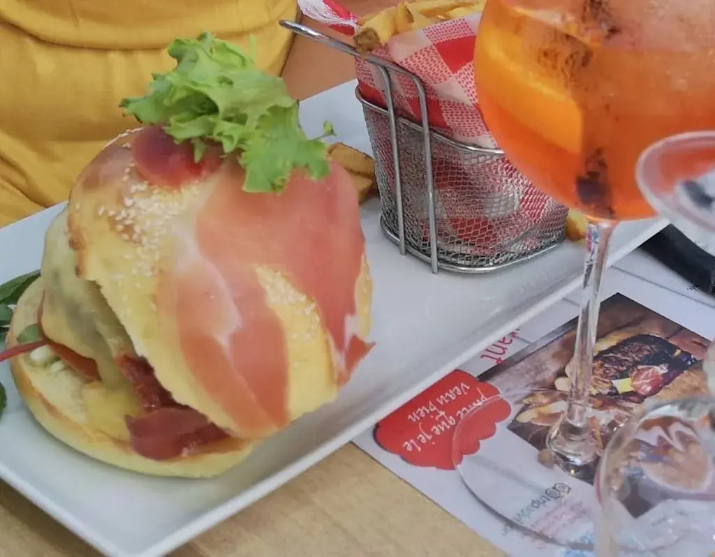 Kirk Reynolds_Vach' et Moi_Fréjus_review