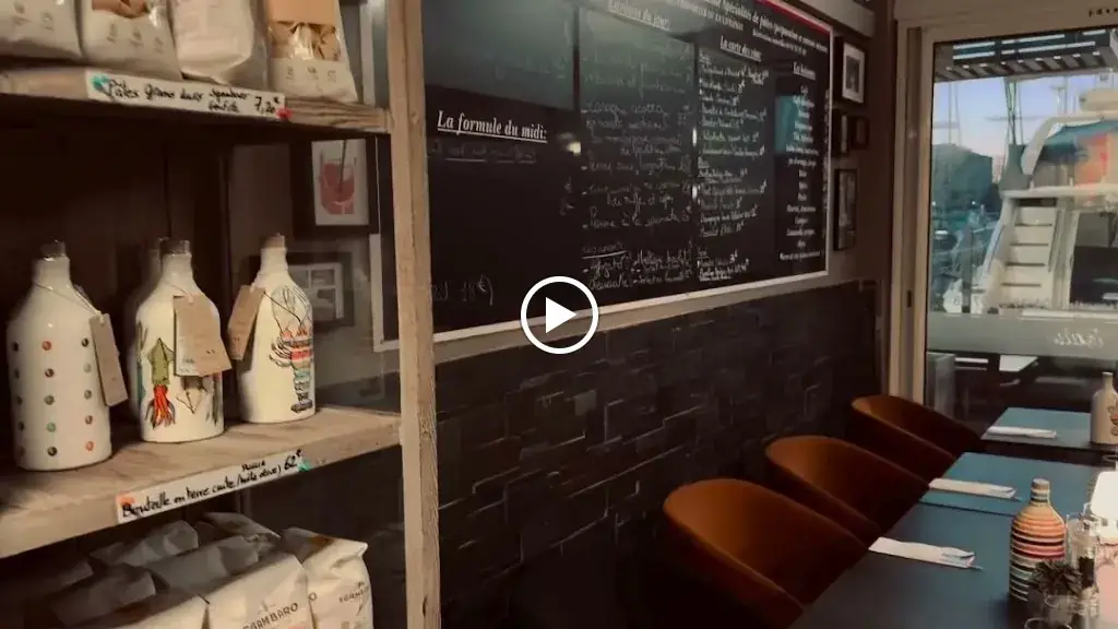 Italia Street chez Kelly Spécialités pâtes _Fréjus_slider_image_2